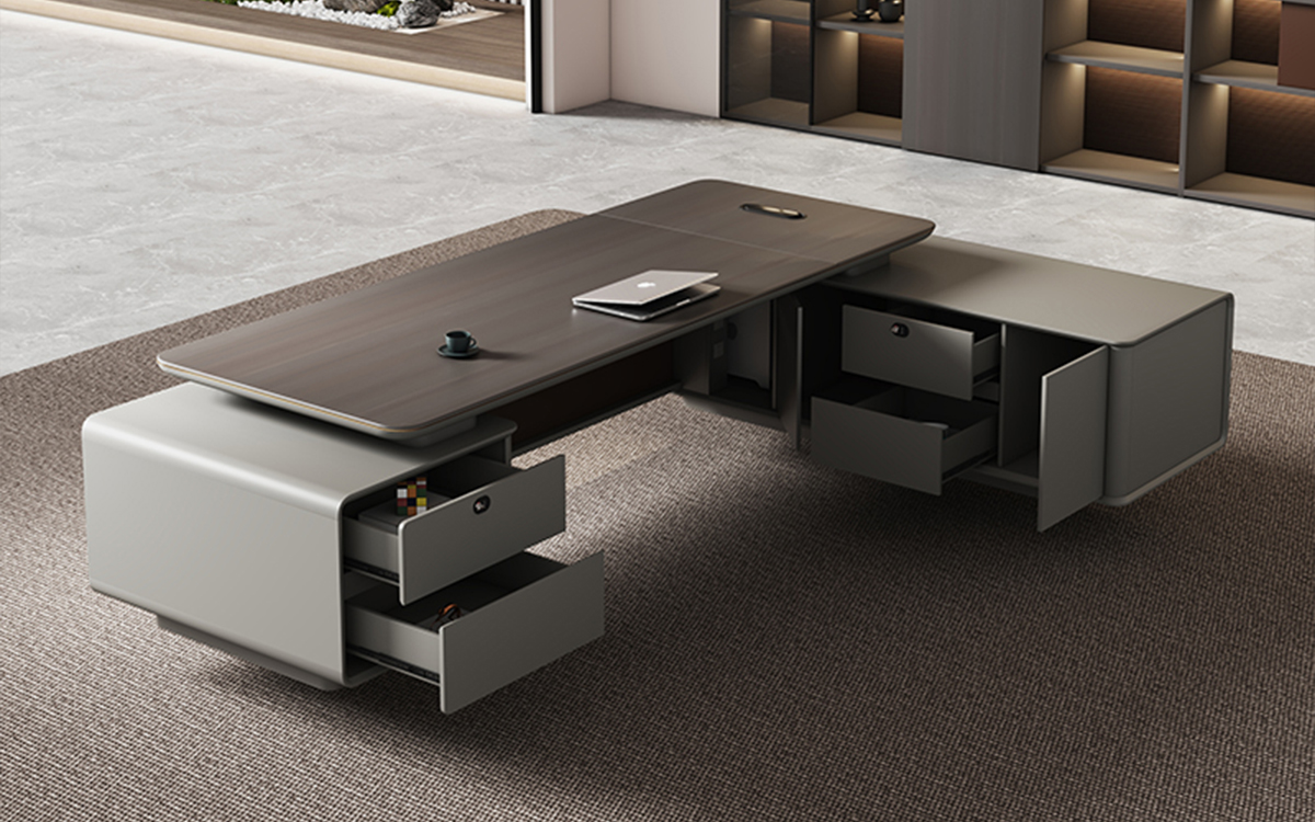 Strong Exhibition Attraction